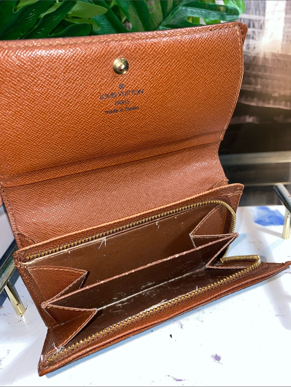 Authentic Louis Vuitton Monogram Bifold Zippy Wallet - Picture 12 of 15